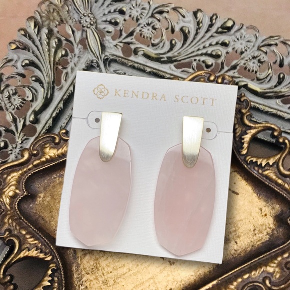 KENDRA SCOTT • Pink Quartz Aragon Earrings - Picture 3 of 3